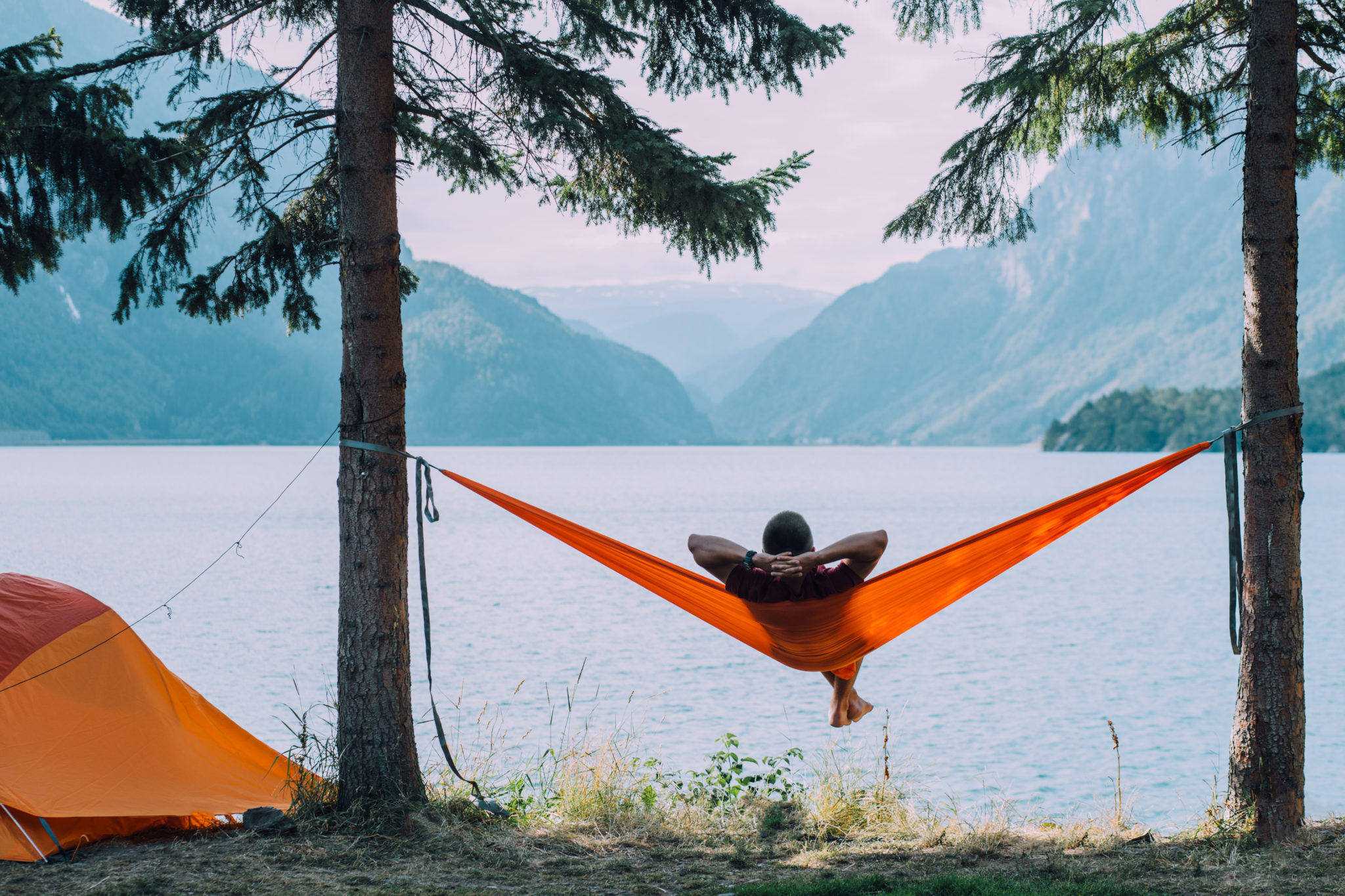 The Pros and Cons of Hammock Camping CAMPR CLICK